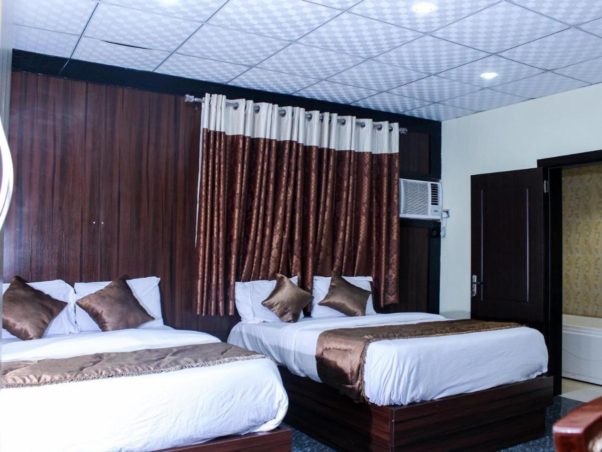 Six Diamond Hotel Ikeja Exterior photo